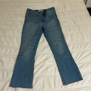 Madewell Cali Demi-boot cut jeans size 25 medium wash cropped